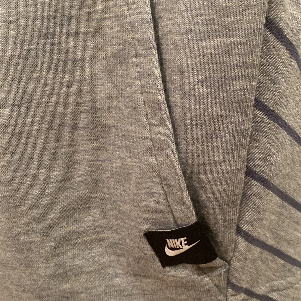 Girls Nike Tank Top - Picture 5 of 6